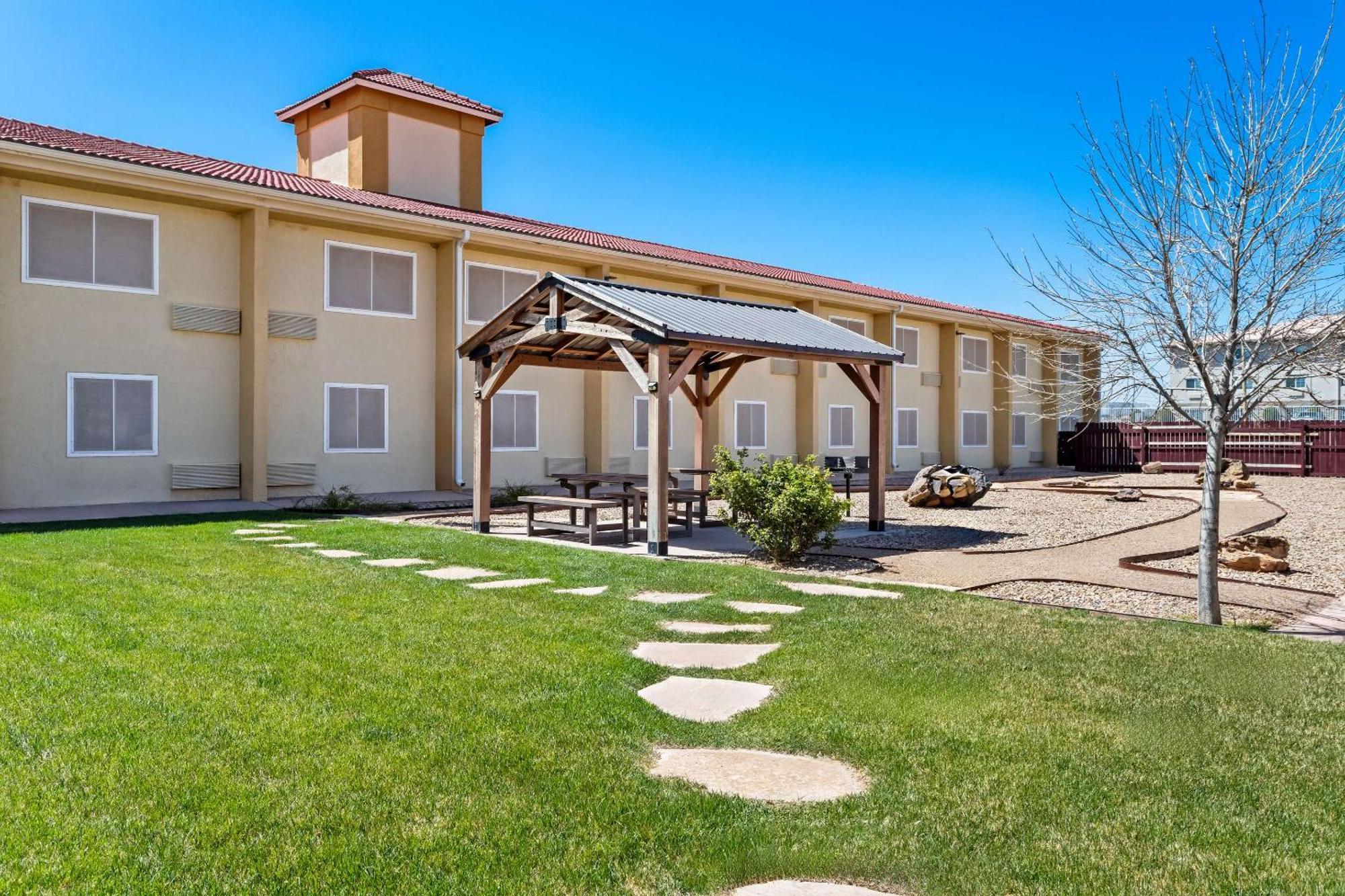 Comfort Inn Santa Rosa On Route 66 Bagian luar foto