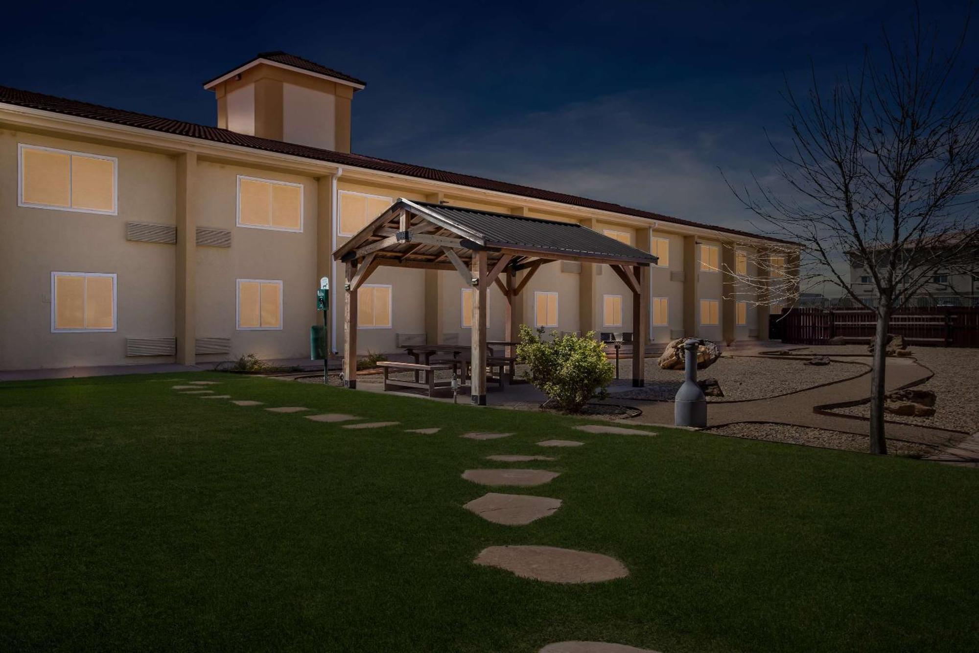 Comfort Inn Santa Rosa On Route 66 Bagian luar foto